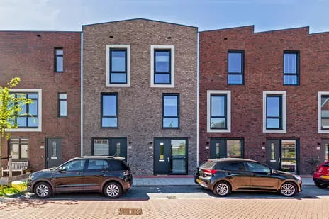 Tussenwoning te koop: Fluwijn 122, Het Nieuwe water 'S-Gravenzande