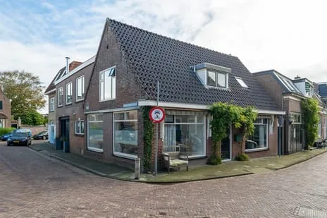 Twee-onder-één-kap te koop: Foarstrjitte 16, Holwerd Holwert