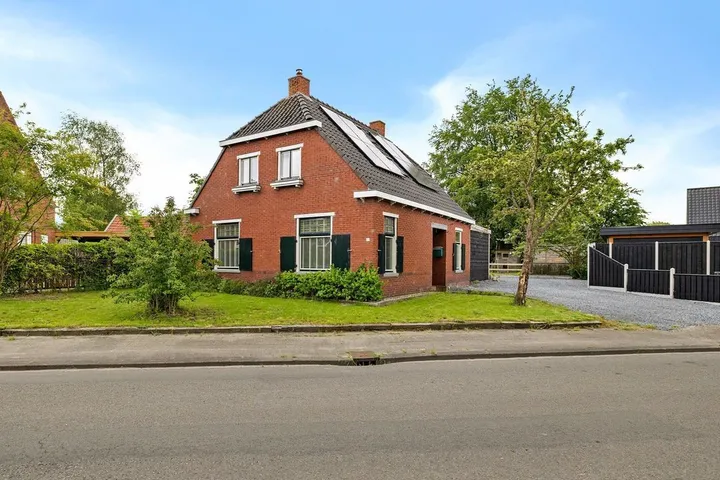 Detached house for sale: Foarwei 15, Driezum Driezum