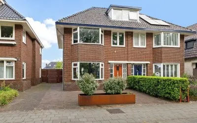 Twee-onder-één-kap te koop: Fok 6, Noord Heerenveen