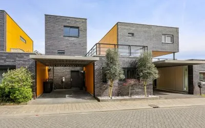Tussenwoning te koop: Fokkeboom 52, Noorderplassen W.-Zuid Almere