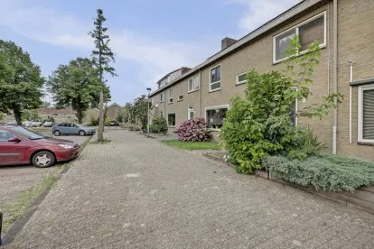 Tussenwoning te koop: Fokkestraat 31, Oud-Dronten Dronten
