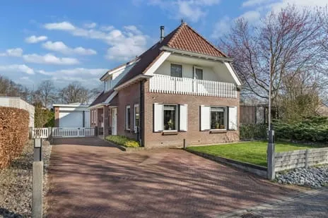 Vrijstaande woning te koop: Fonejacht 32, De Drait west Drachten