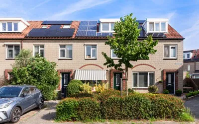 Terraced house for sale: Fonteinkruid 16, Kruidenbuurt Vlaardingen