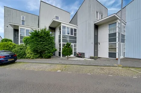 Tussenwoning te koop: Forelvijver 4, De Vissen 'S-Gravenhage
