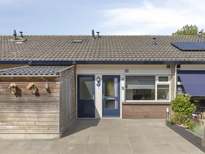 Tussenwoning te koop: Forsythialaan 54, Winterswijk-Zuidoost Winterswijk