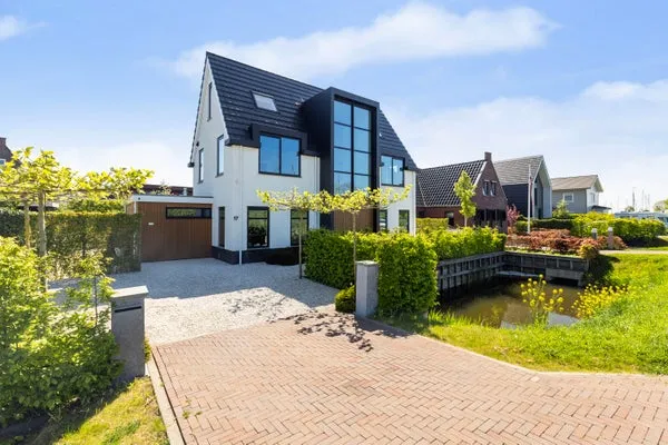 Vrijstaande woning te koop: Fortlaan 17, Numansdorp Buitengebied Numansdorp