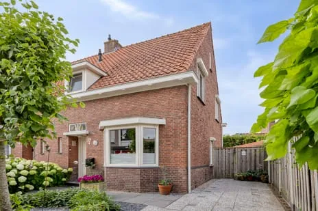 Twee-onder-één-kap te koop: Fortuinstraat 41, Vrouwenhof Roosendaal