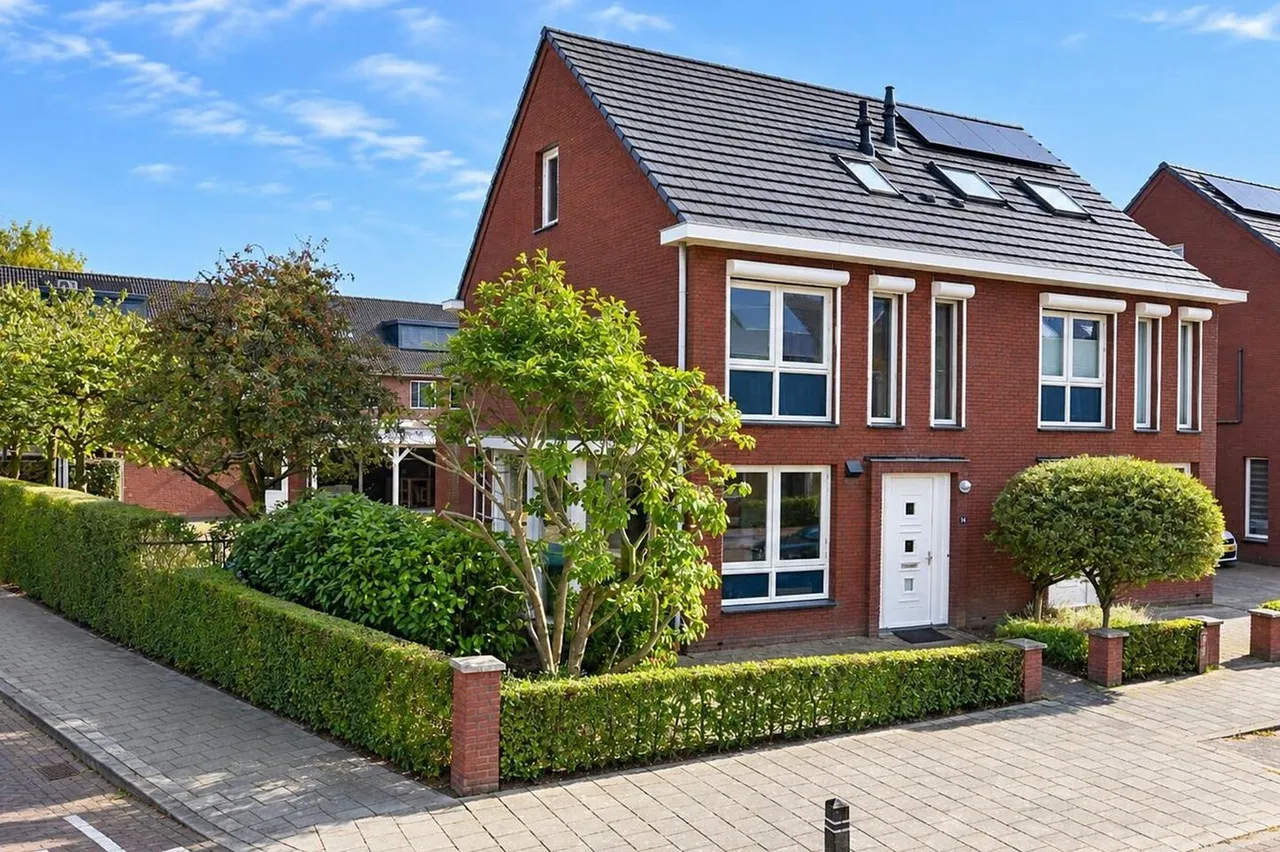 Hoekwoning te koop: Fortuna 74, Elst