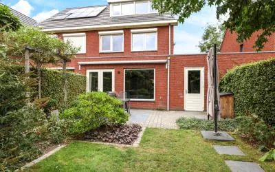 Tussenwoning te koop: Fortuna 75, Elst