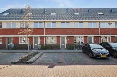 Tussenwoning te koop: Fossastraat 46, Hoogeland West Naaldwijk