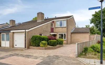 Hoekwoning te koop: Foxtrotstraat 1, Brukske 2 Venray