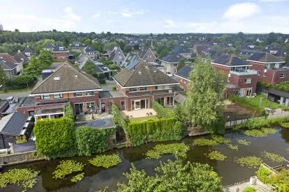 Tussenwoning te koop: Fraeylemaborg 23, Landerijen Zuid/Oost Lelystad