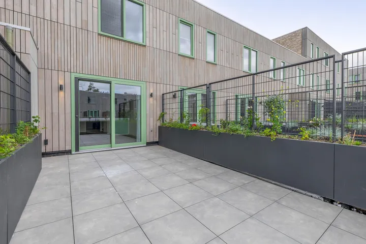Tussenwoning te koop: Frank van Borselenstraat 316, Wetering Vlaardingen