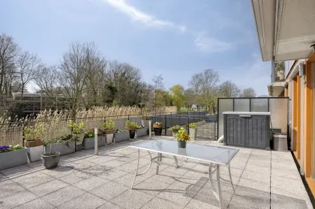 Appartement te koop: Frank van Borselenstraat 1A, Wetering Vlaardingen