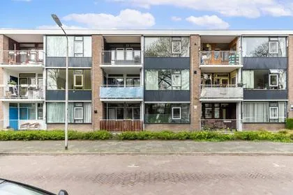 Appartement te koop: Frank van Borselenstraat 20II, Delft
