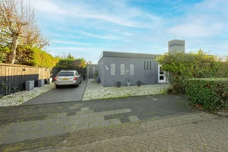 Twee-onder-één-kap te koop: Frankendaalstraat 8, Uyterland Callantsoog