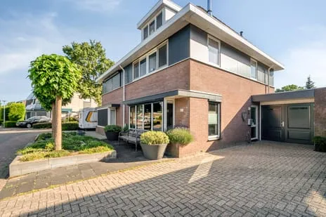 Tussenwoning te koop: Frankenskamp 11, De Akker Harderwijk