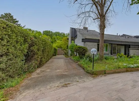 Twee-onder-één-kap te koop: Franklin D. Rooseveltlaan 8, Presidentenbuurt Rijswijk
