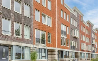 Tussenwoning te koop: Frankrijkkade 220, Europakwartier W.-Zuid Almere