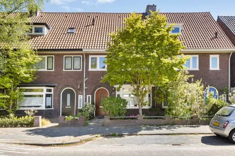 Tussenwoning te koop: Frankrijkstraat 57, Kronehoef Eindhoven