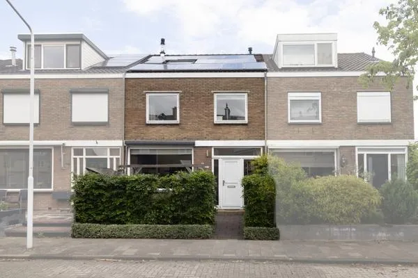 Terraced house for sale: Frans Halsstraat 37, Schildersbuurt Papendrecht