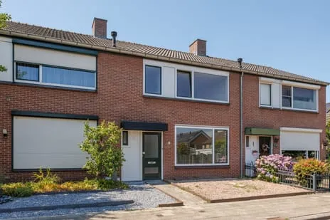 Tussenwoning te koop: Frans Halsstraat 4, Nieuw-Bergen Kern Bergen (Li)