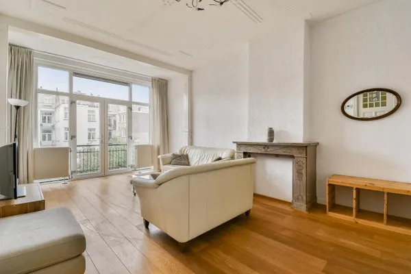 Woning te huur: Frans van Mierisstraat, Hondecoeterbuurt Amsterdam
