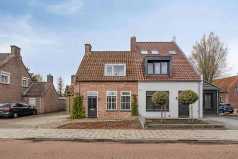 Twee-onder-één-kap te koop: Frans Bekersstraat 29, Veldhoven Veldhoven