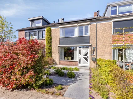 Tussenwoning te koop: Frans Halslaan 32, Scherpenzeel Scherpenzeel