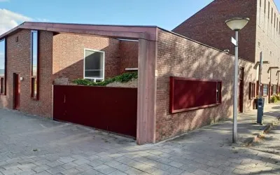 Tussenwoning te huur: Frans Halsstraat 1, Lakerlopen Eindhoven