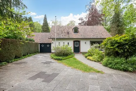 Twee-onder-één-kap te koop: Frans van Mierislaan 10, Huis ter Heide-Noord Huis Ter Heide (Ut)