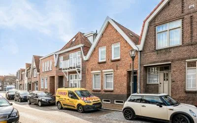 Tussenwoning te koop: Frans van Waesberghestraat 47, Binnenstad Hulst