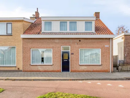 Twee-onder-één-kap te koop: Franseweg 109, Steenbergen-Zuid Steenbergen