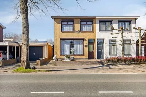 Twee-onder-één-kap te koop: Franseweg 75, Steenbergen-Zuid Steenbergen (Nb)
