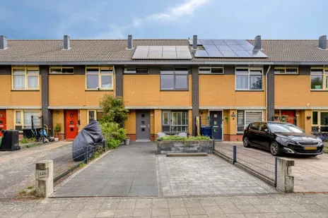 Tussenwoning te koop: François Valentijnstraat 146, Oostvaardersbuurt West Almere