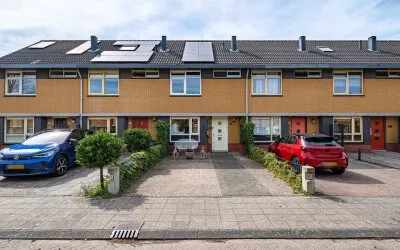 Tussenwoning te koop: François Valentijnstraat 97, Oostvaardersbuurt West Almere