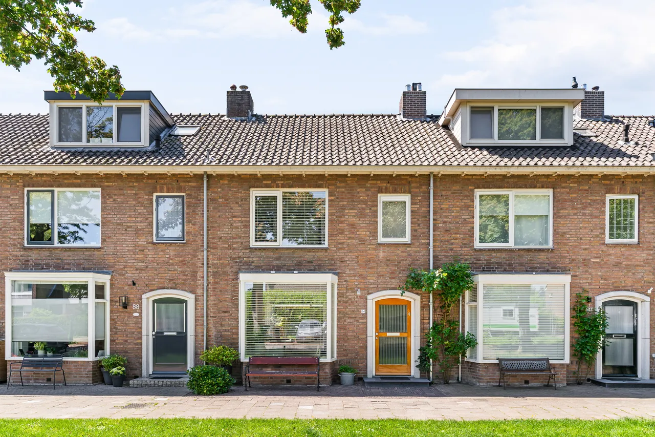 Tussenwoning te koop: Frederik Hendriklaan 86, Leiderdorp