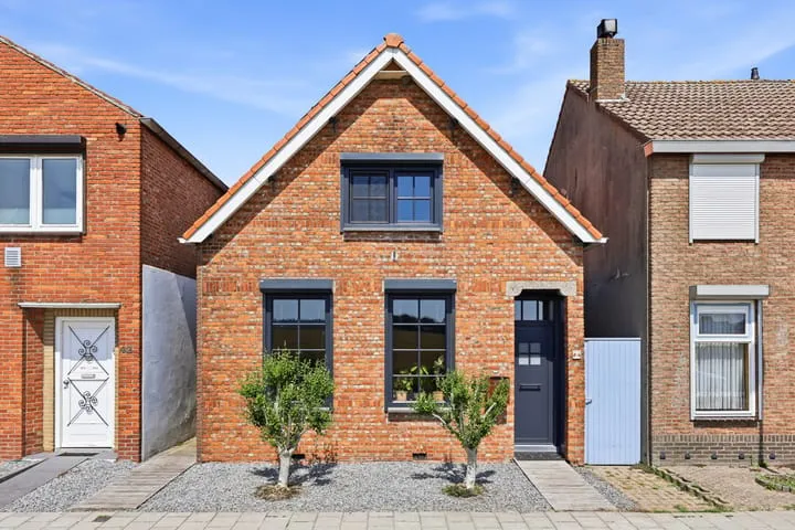 Detached house for sale: Frederik Hendrikstraat 40, Kern Lamswaarde Lamswaarde