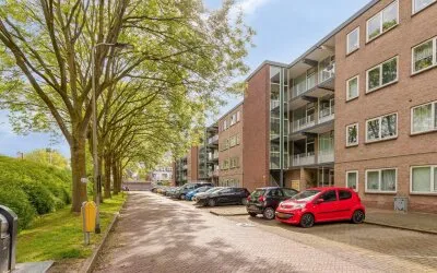Appartement te koop: Frederik Hendrikstraat 98, Burgemeester Visserpark Alphen Aan Den Rijn