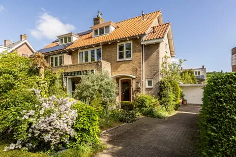 Hoekwoning te koop: Frederik Hendriklaan 21, Zuiderhout Haarlem