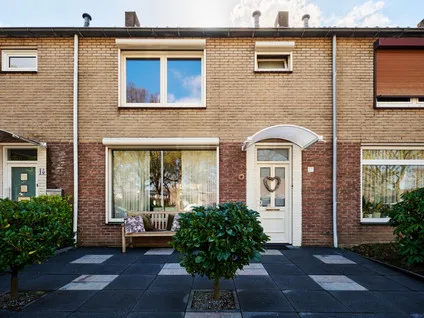 Tussenwoning te koop: Frederik Hendrikstraat 17, Annakamp-Oost Venlo