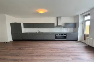 Home for rent: Frederikstraat, Oud Crooswijk Rotterdam