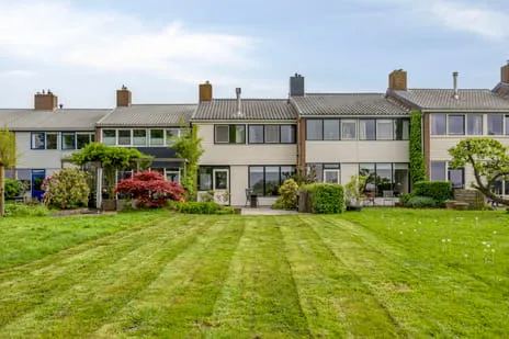 Tussenwoning te koop: Freesialaan 19, Winsum Noord - West Winsum (Gr)