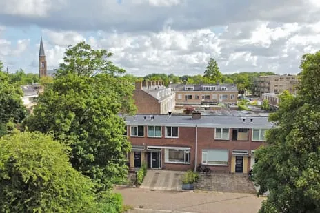 Tussenwoning te koop: Freesiastraat 7, Bloemenbuurt Sassenheim