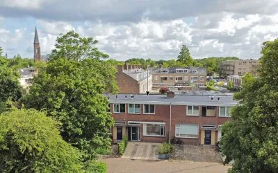 Tussenwoning te koop: Freesiastraat 7, Bloemenbuurt Sassenheim