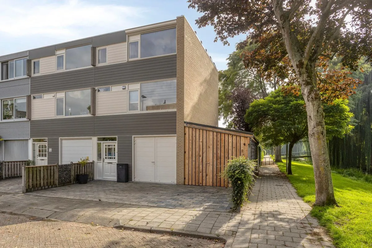 Hoekwoning te koop: Fregat 55, Brielle