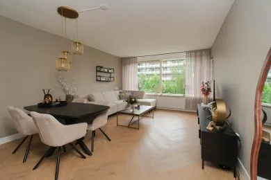 Appartement te koop: Frerikshuislaan 105, Vriezenveenseweg en omgeving Haghoek West Almelo