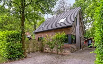 Vrijstaande woning te koop: Fresia 4, Vinkeloord Vinkel