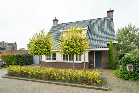 Twee-onder-één-kap te koop: Freule van Dorthstraat 70, Winterswijk-Zuidwest Winterswijk